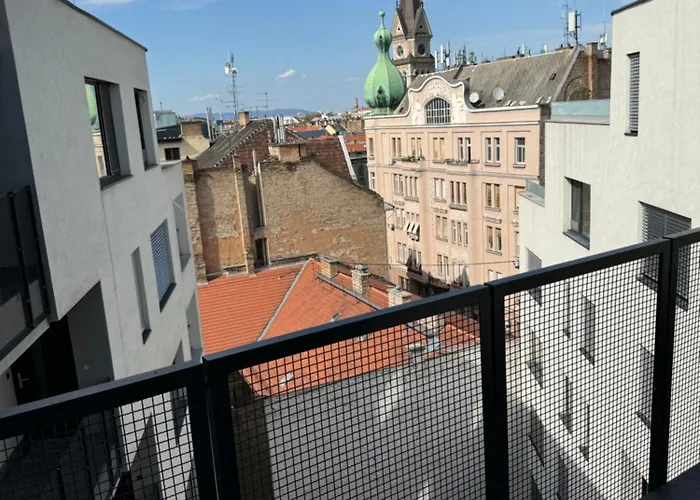 Raday At The Heart Of With Ac *